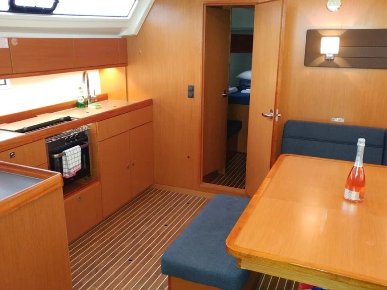 Bavaria Cruiser 46 de alquiler a Álimos