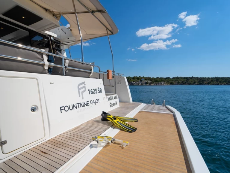 Lancha para alquilar Šibenik al mejor precio