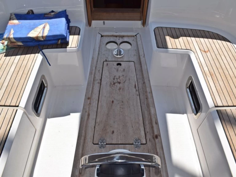 Alquiler de embarcaciones Bavaria Cruiser 46 enZaton en Samboat