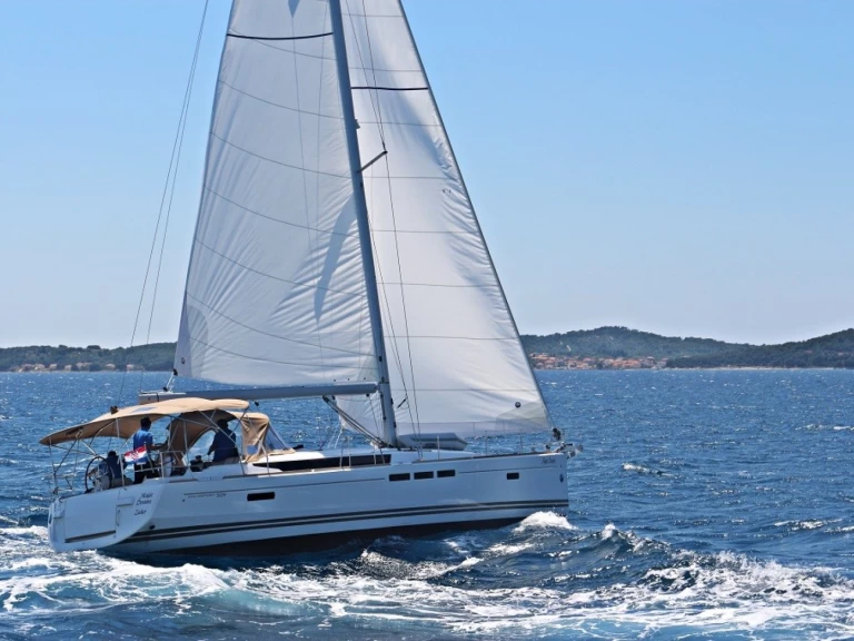 Alquiler de Velero, con o sin patrón Jeanneau Sukošan
