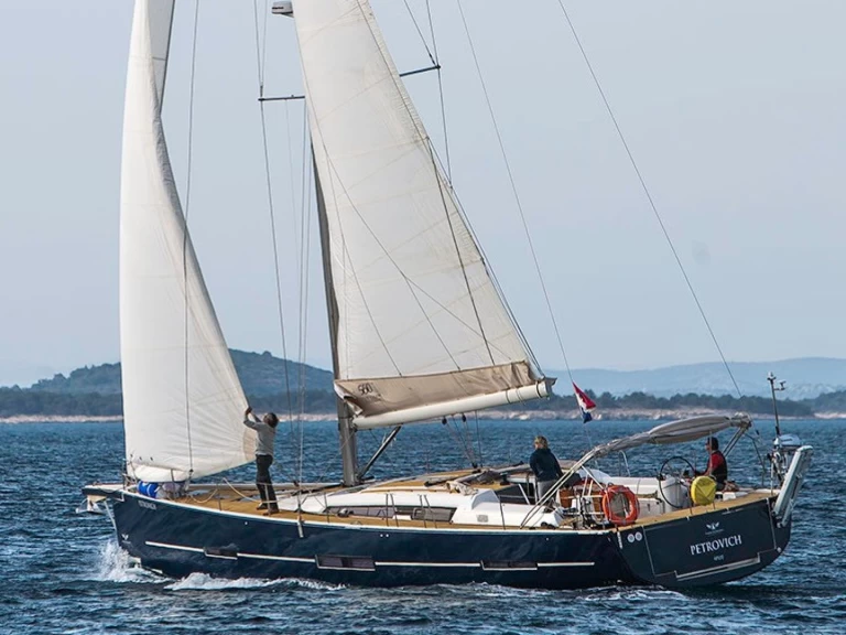 Alquiler de Velero, con o sin patrón Dufour Primošten