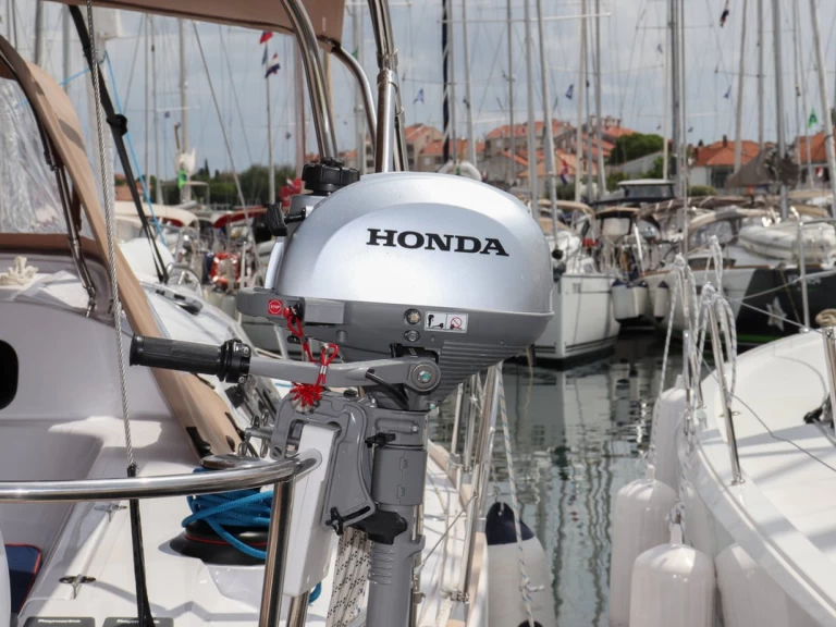 Elan Impression 45 de alquiler a Biograd na Moru