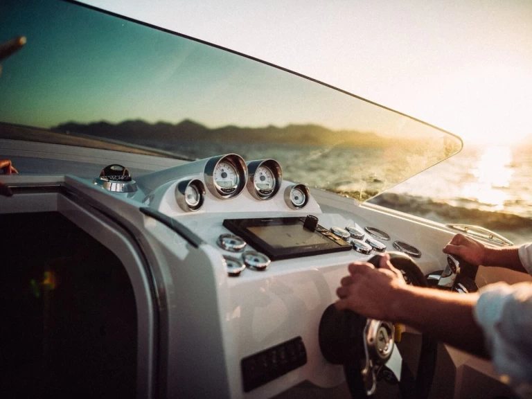 Lancha para alquilar Kaštela al mejor precio