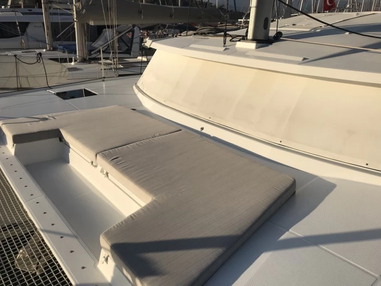 Alquiler de Fountaine Pajot Astrea 42 en Fethiye