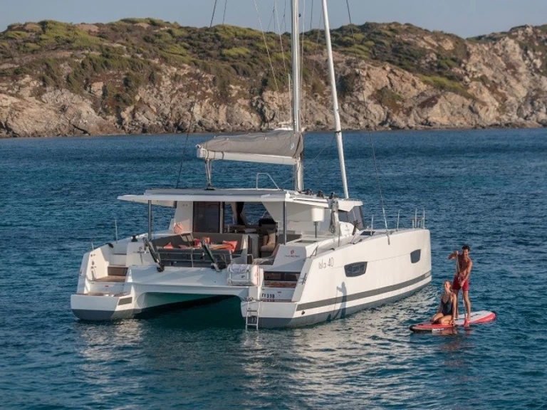 Alquiler Catamarán Fountaine Pajot con o sin  título de navegación