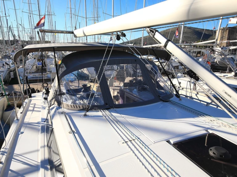 Alquiler Velero Bavaria con o sin  título de navegación