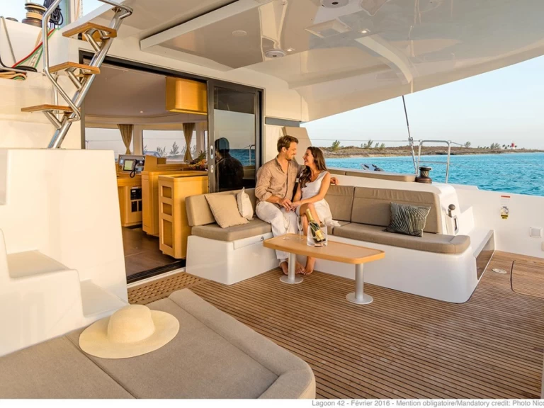 Alquiler de barcos Šibenik barato de Lagoon 42