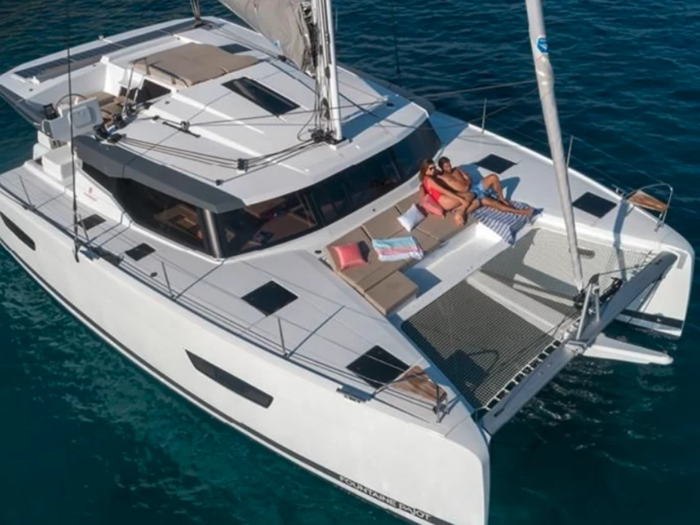 Alquiler de Catamarán, con o sin patrón Fountaine Pajot Ajaccio