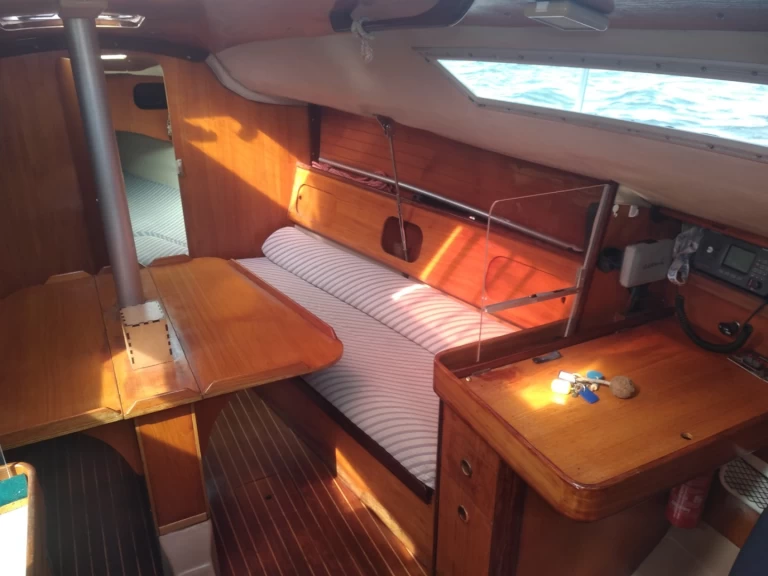 Velero para alquilar Locmiquélic al mejor precio