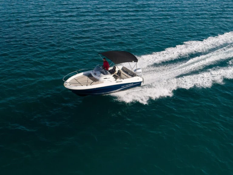 Alquiler de embarcaciones Jeanneau Cap Camarat 5.5 WA enMedulin en Samboat