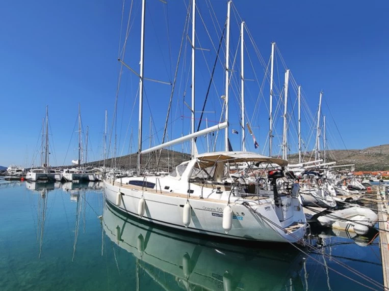 Velero para alquilar Pula al mejor precio