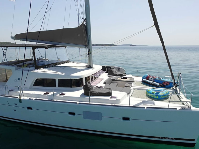 Alquiler de embarcaciones Lagoon Lagoon 500 enÁlimos en Samboat