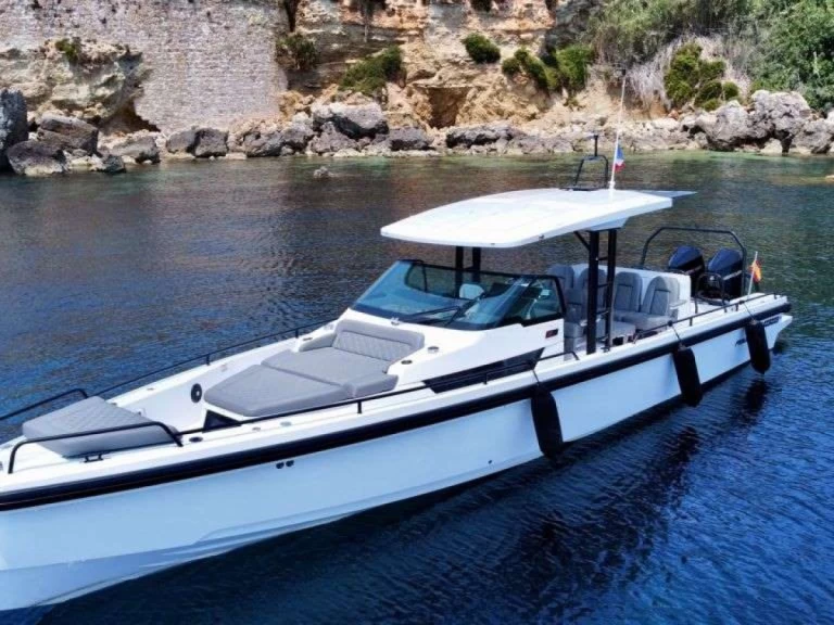 Alquiler Mahón - Axopar Brabus 37 en SamBoat
