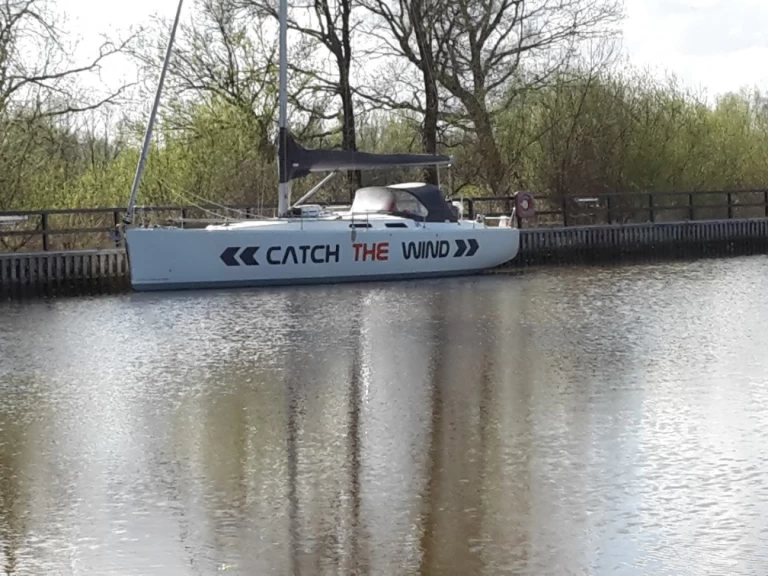 Velero para alquilar Kiel al mejor precio