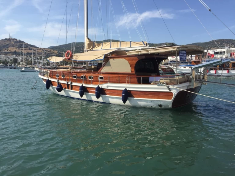 Alquiler de Velero, con o sin patrón Custom Made Bodrum