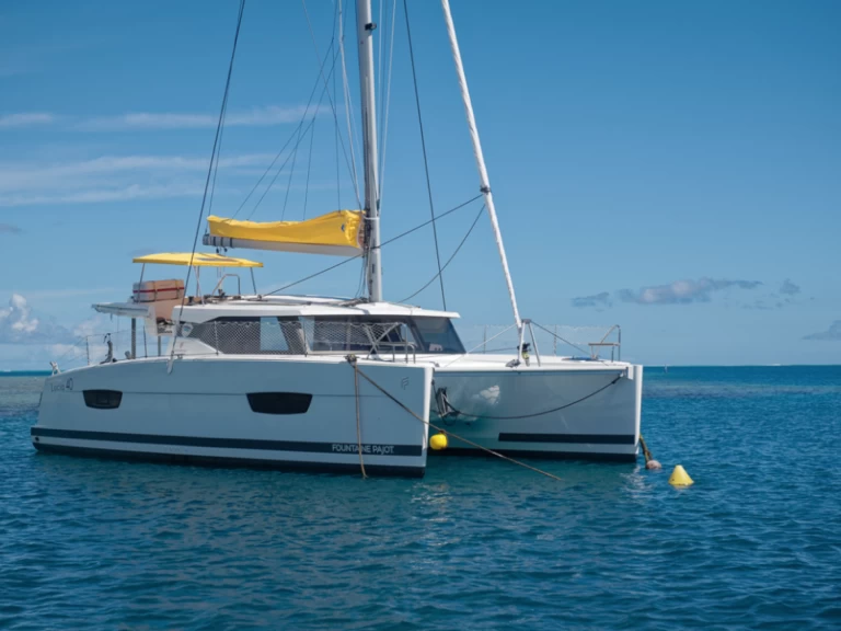Alquiler de embarcaciones Fountaine Pajot Lucia 40 enRaiatea en Samboat