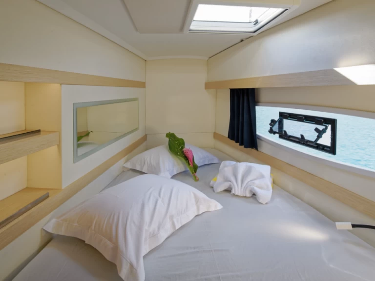 Alquiler Catamarán Fountaine Pajot con o sin  título de navegación