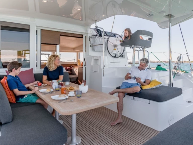 Alquiler Catamarán en Raiatea - Lagoon Lagoon 40