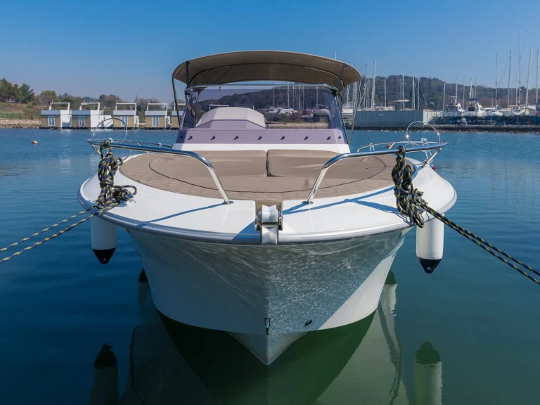 Lancha para alquilar Pula al mejor precio