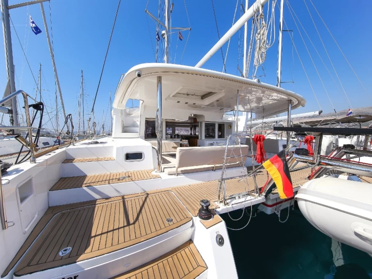 Alquiler Catamarán Lagoon con o sin  título de navegación