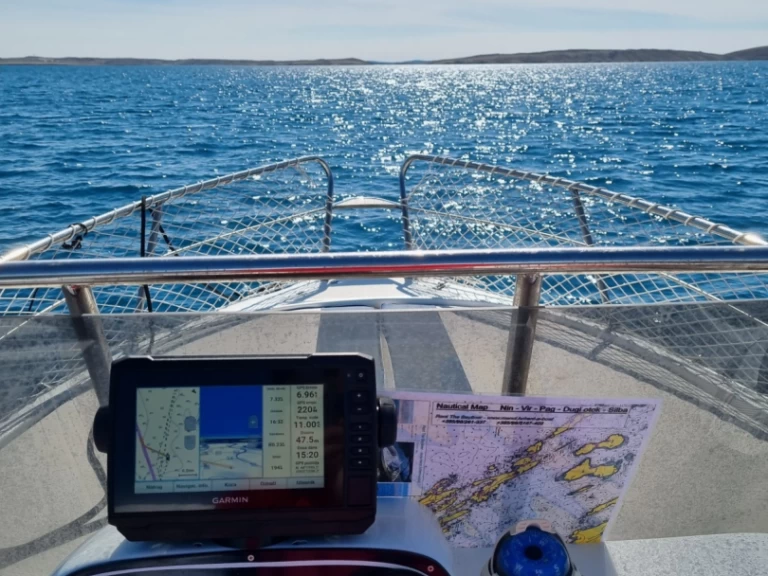 Alquiler de embarcaciones tancredi Bluemax 23 Deck enZaton en Samboat