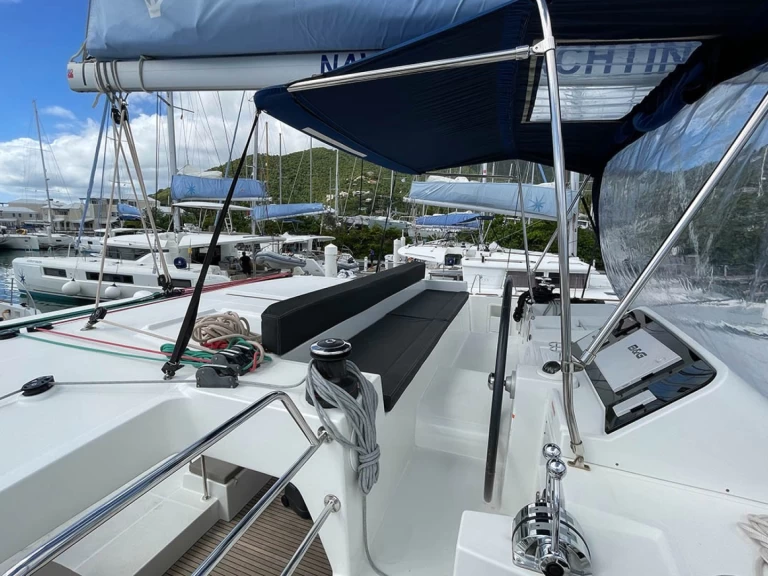 Alquiler de barcos Road Town barato de Lagoon 450 F