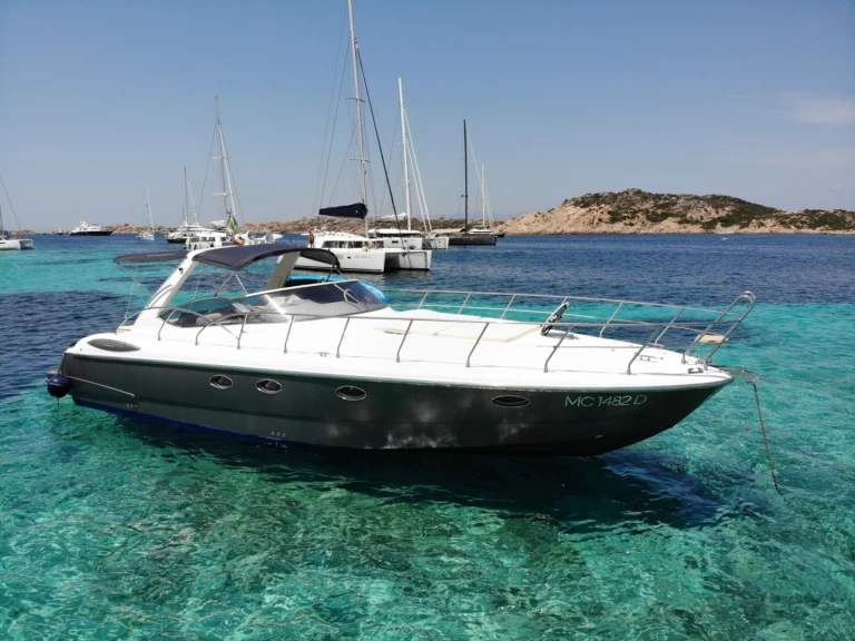 Alquiler de embarcaciones Horizon Manò Marine 38.50 enSan Vincenzo en Samboat