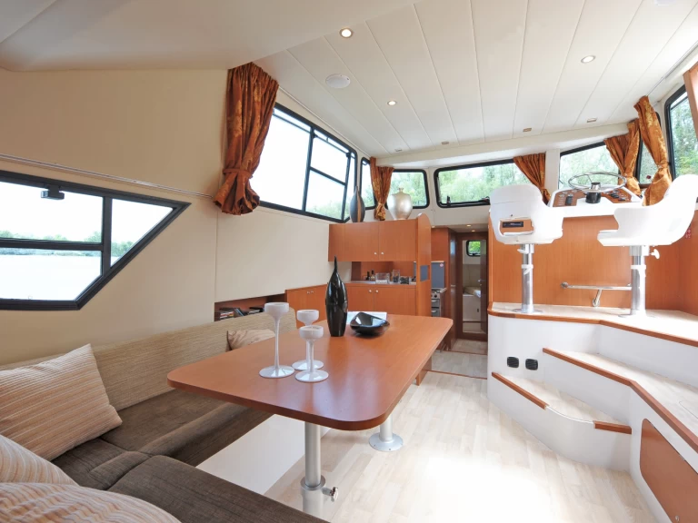 Alquiler de Houseboat Holidays Italia Minuetto 6+ en Casale sul Sile