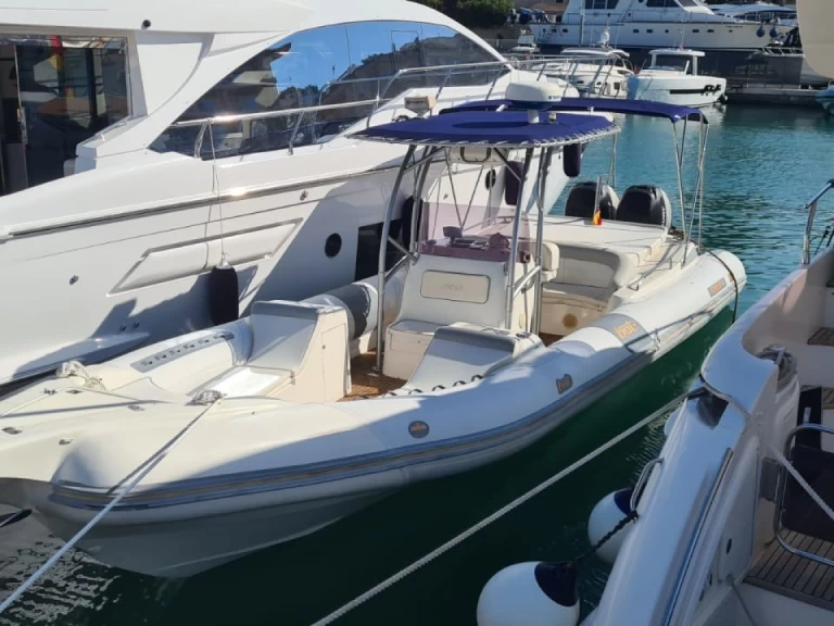 Zodiac Medline 3 de alquiler a Sant Antoni de Portmany