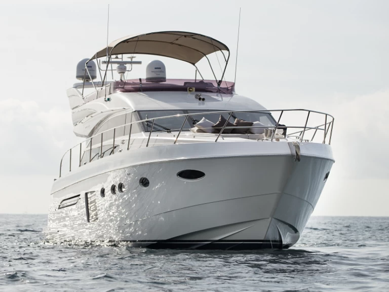 Alquiler de Princess Princess 64 Fly en Palma de Mallorca