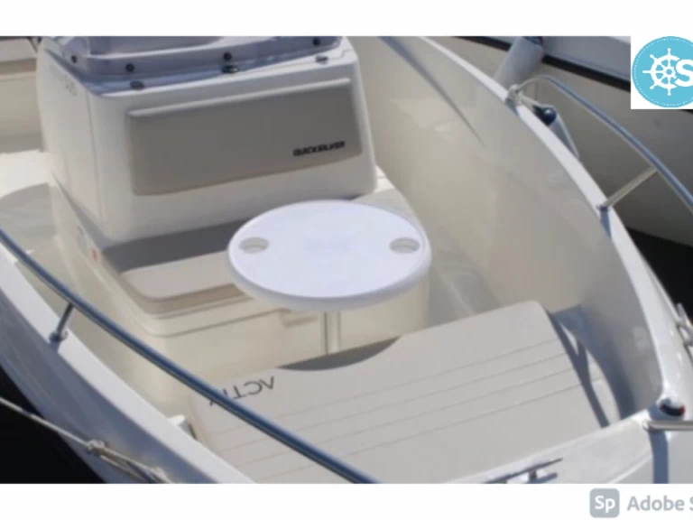 Alquiler de barcos Marsella barato de Activ 555 Open
