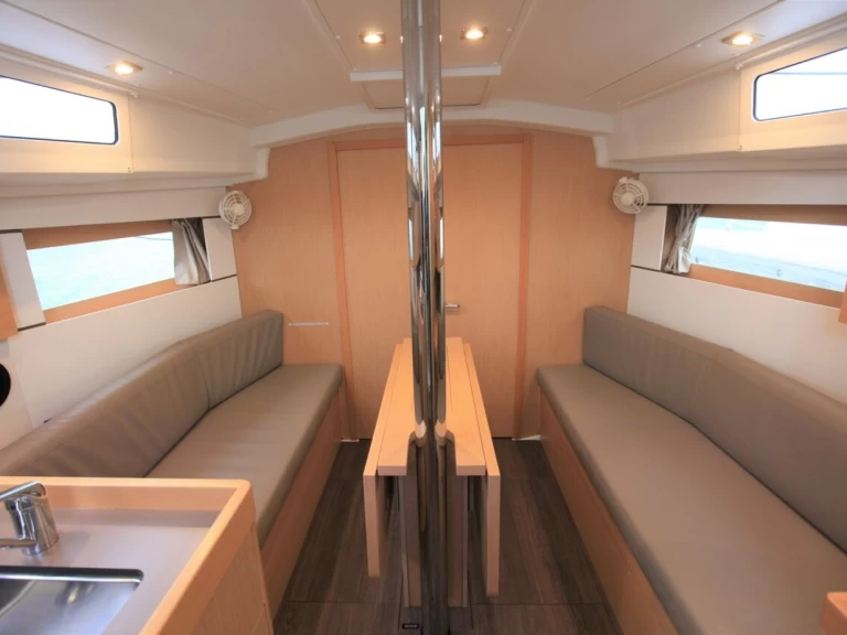 Alquiler de Bénéteau Oceanis 35.1 en Road Town