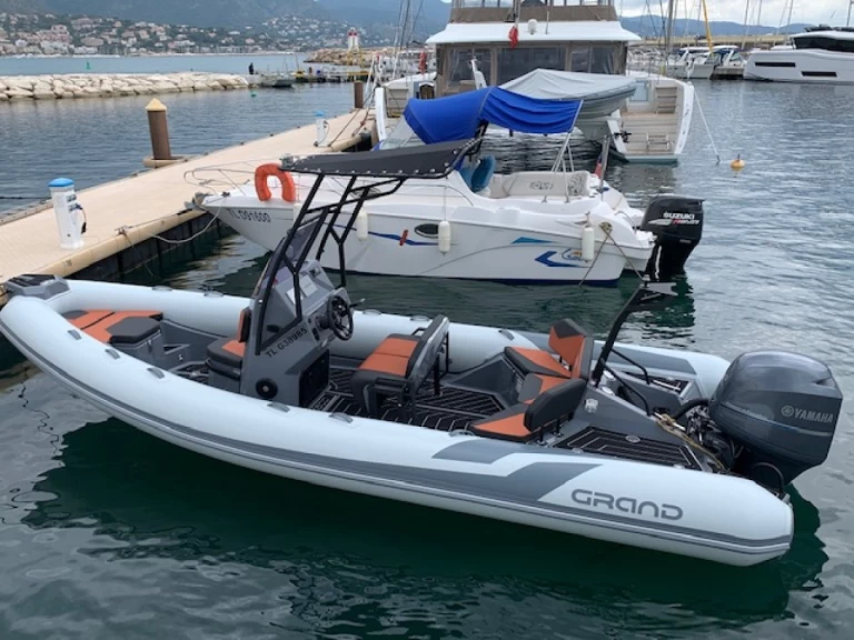 Alquiler de Grand Boats Drive D600 Lux en Bormes-les-Mimosas