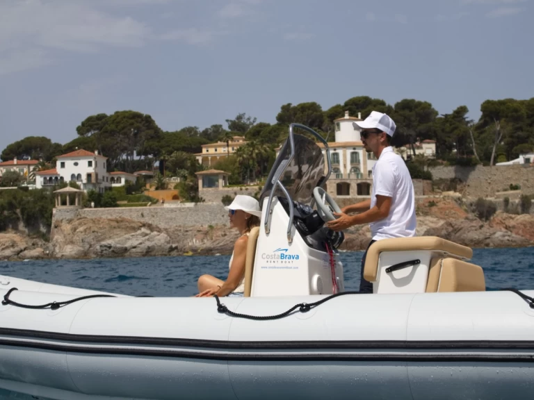 Bombard Sunrider 700 de alquiler a Playa de Aro