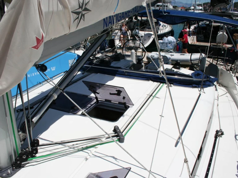 Jeanneau Sun Odyssey 440 de alquiler a Seget Donji