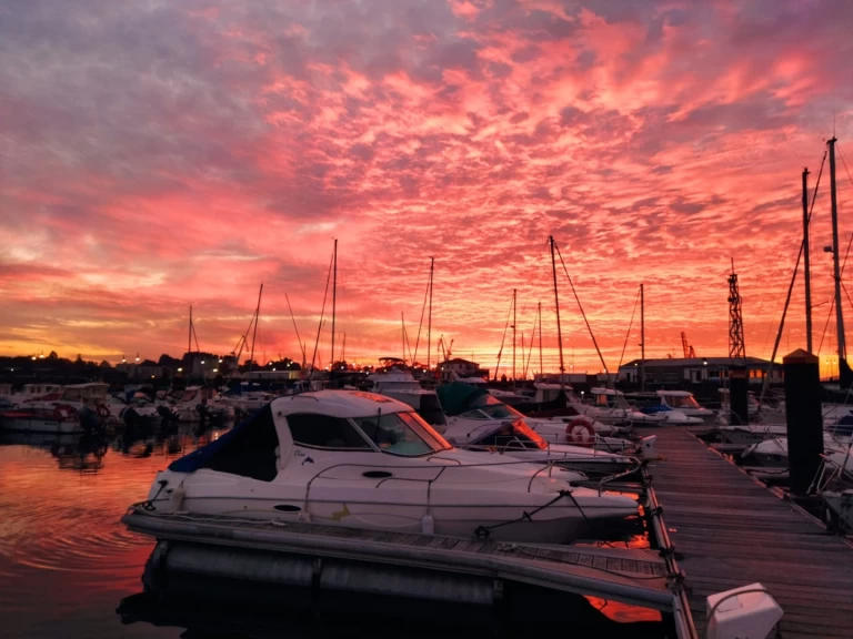 Alquiler de embarcaciones Lema Clon enVilanova de Arousa en Samboat