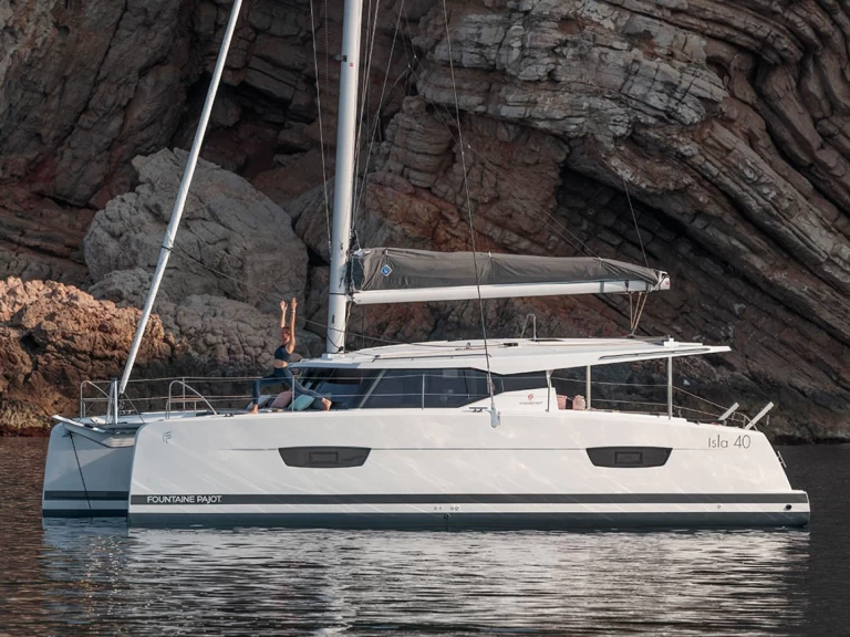 Alquiler Catamarán Fountaine Pajot con o sin  título de navegación