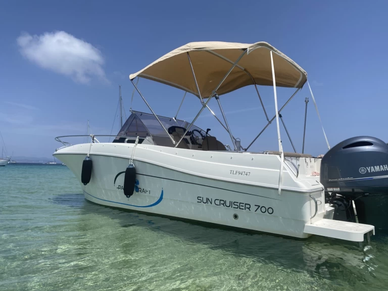 Alquiler de Pacific Craft Pacific Craft 700 SC en Hyères