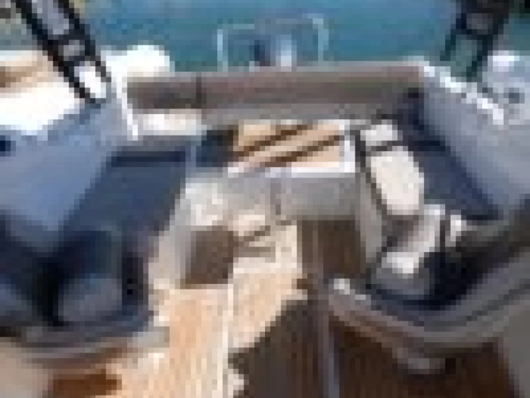 Alquiler Lancha Jeanneau con o sin  título de navegación