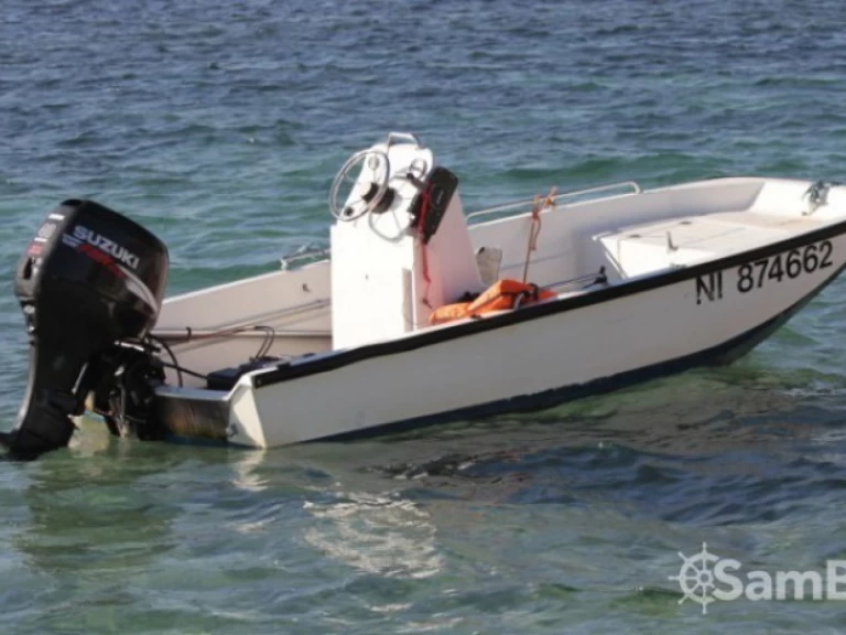 Alquiler de Barco de motor, con o sin patrón Jullien Golfe-Juan