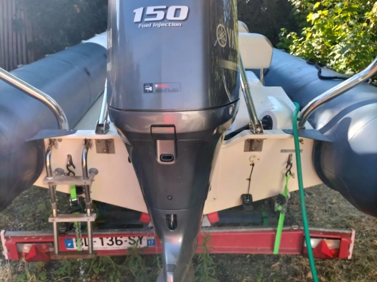 Alquiler de embarcaciones Bombard Sunrider 650 enLa Rochelle en Samboat