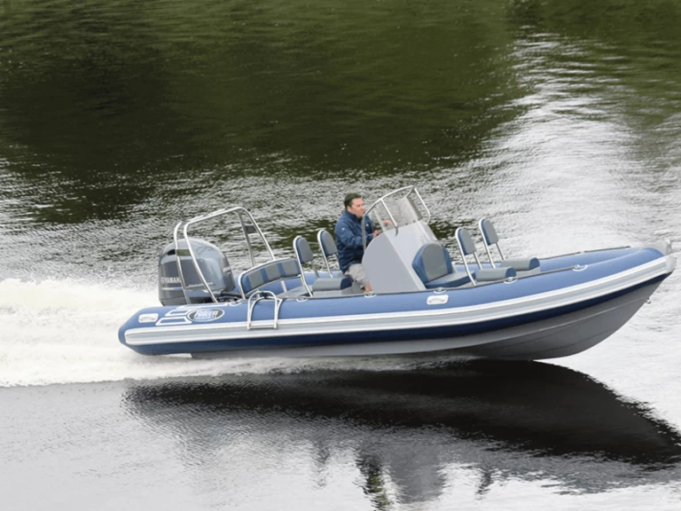 Alquiler Arzon - Falcon Falcon 650 en SamBoat