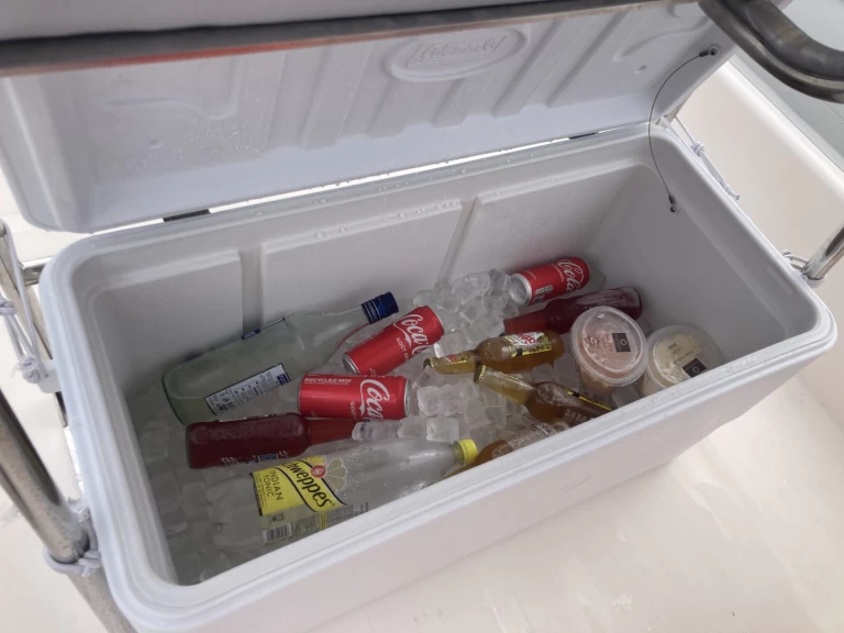 Alquiler de embarcaciones Valiant Valiant 760 Sport enCavalaire-sur-Mer en Samboat