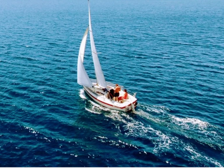 Alquiler de embarcaciones Etap Etap 22 i enLes Sablettes en Samboat