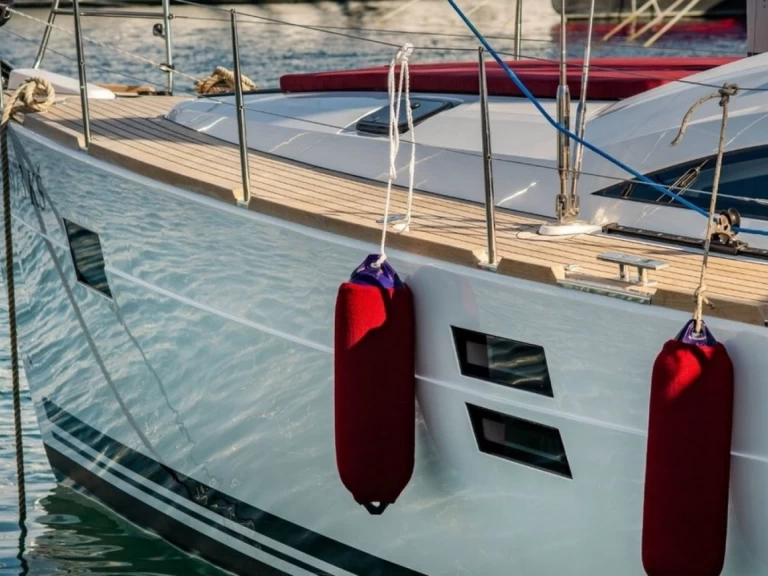 Alquiler de Elan Impression 45.1 en Kaštela