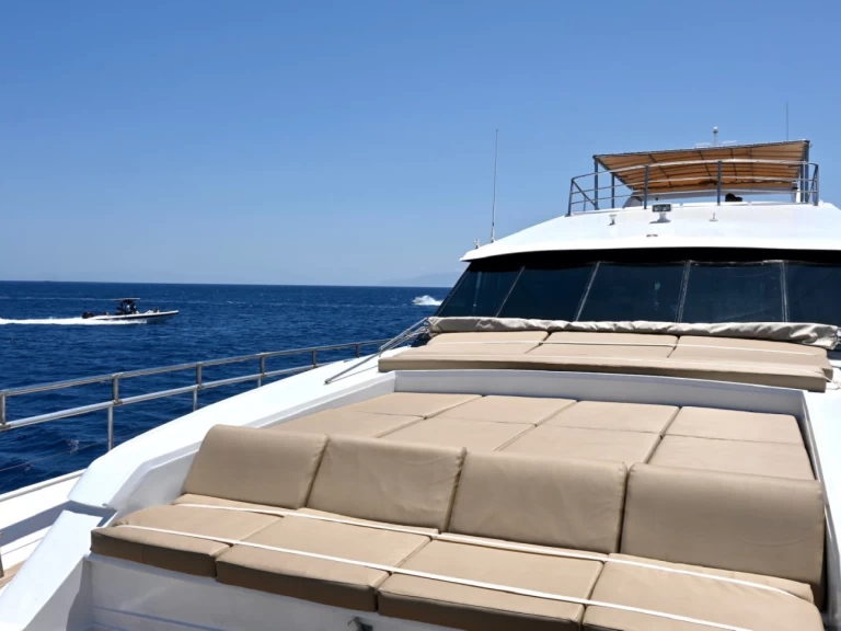 Alquiler de embarcaciones Tecnomarine Tecnomarine 92 enOrnós en Samboat