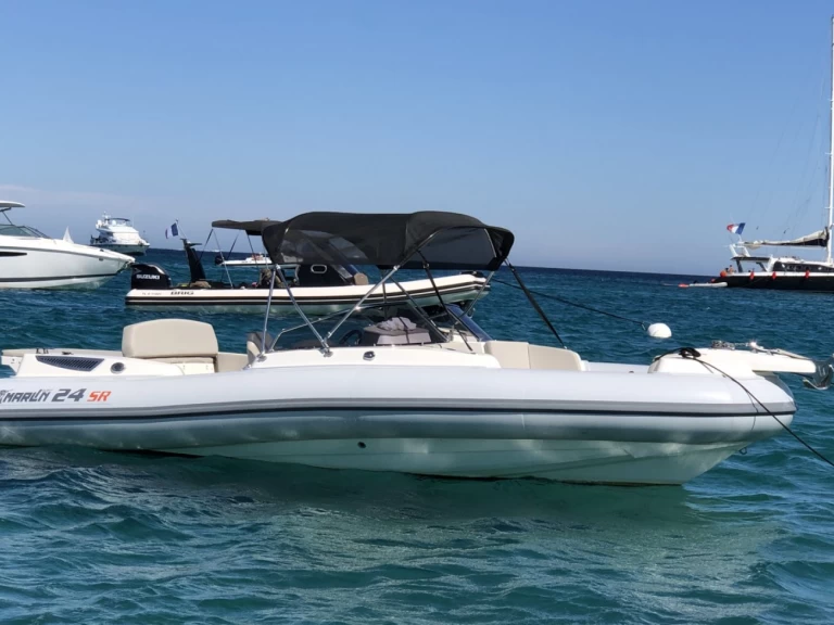 Alquiler Neumática Marlin Boat con o sin  título de navegación