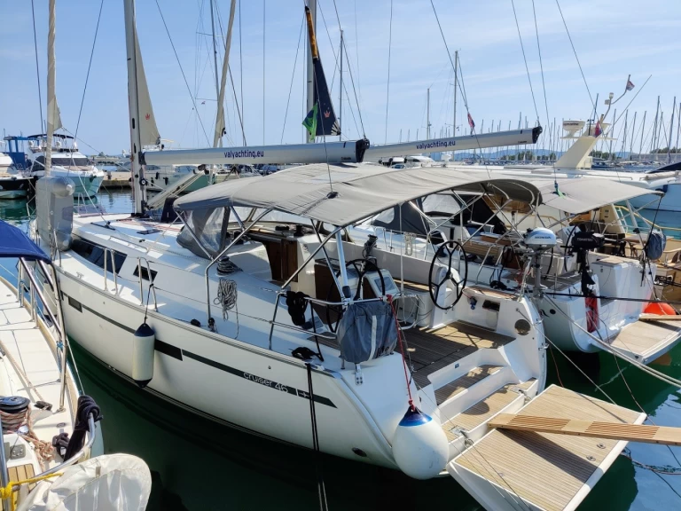 Alquiler de Bavaria Cruiser 46 en Sukošan