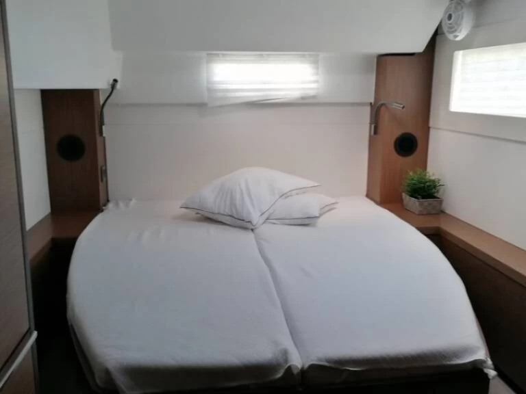 Alquiler de Lagoon Lagoon 46 en Gouviá