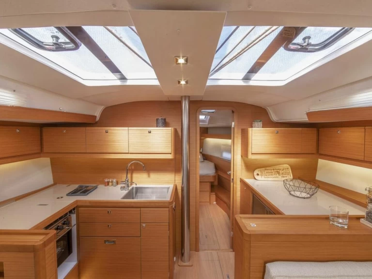 Velero para alquilar Pula al mejor precio